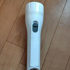 懐中電灯　白　美品の画像