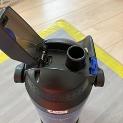 大判タイプ保冷水筒の画像