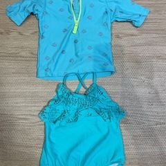 80〜100　Carter'sほか水着　5着の画像