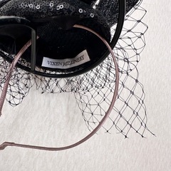 ヘアドレス  カチューシャ フランスの競馬場で使用の画像