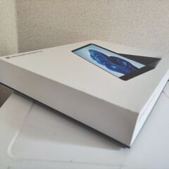 microsoft surface pro 8 ノートパソコン　空箱の画像