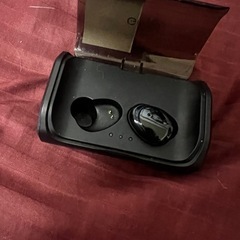ワイヤレスイヤホン ジャンク品 片方のみの画像