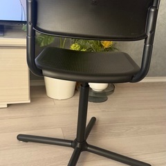 IKEA スメレン　回転チェア　椅子の画像