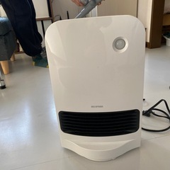 アイリスオーヤマ　セラミックファンヒーター