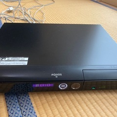 AQUOS 52in液晶テレビ&BD
レコーダーの画像