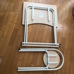 折りたたみデスクセットの画像