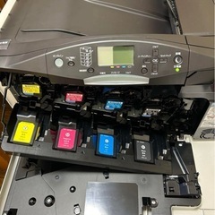 A3対応レーザープリンター canon satera LBP841Cの画像