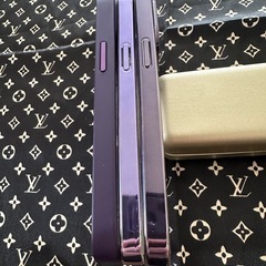 iPhone14ProMAX用☆中古透明MagSafe等3個セット紫系の画像