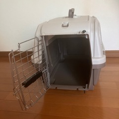 ★ペット用キャリー 小中型「美品」の画像