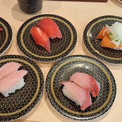 一緒にご飯を食べに行こうか？ - 友達