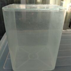 小型水槽（プラスチック）
