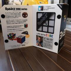 【譲渡決定】更に値下げ！美品✨未開封·未使用品✨メガハウス◎公式 ルービックキューブ✨の画像