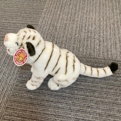 【新品・タグ付き】群馬サファリパーク ★ ホワイトタイガー ぬいぐるみ 人気の画像