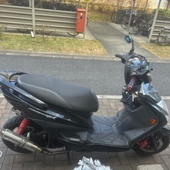 シグナスX3型鍵2本あり純正パーツ多少ありの画像