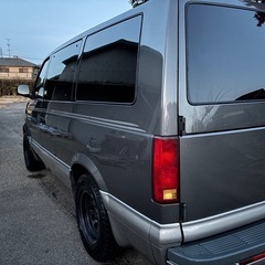 投稿は今週末まで。シボレー☆アストロ☆2001年式☆4WD☆AWD☆検R7年2月☆ヒッチメンバー☆の画像