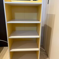 4段カラーボックスの画像