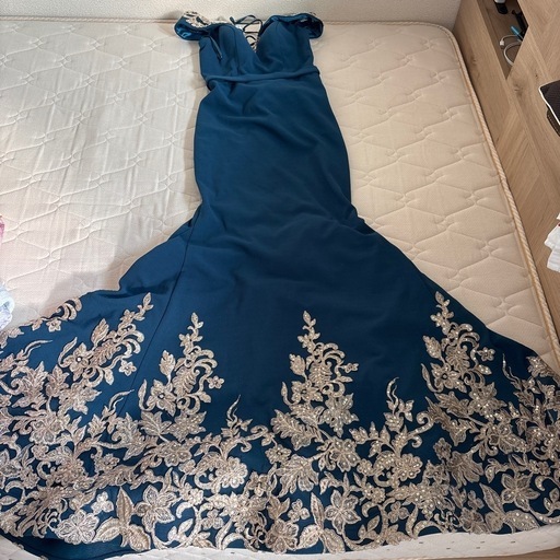 オフショルパーティードレス