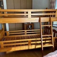【受け渡し予定者決定】
木製・2段ベッド