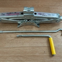 メルテック　F-72　1t機械式パンタジャッキ　②