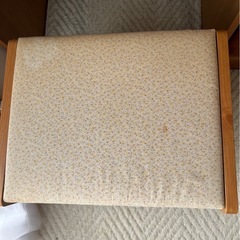 本日のみ！！
ドレッサー 椅子付きの画像