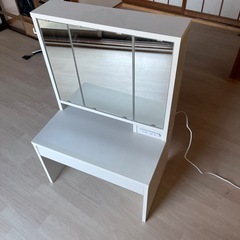 受け渡し決定しました！ドレッサー　ホワイト　コンセント有り