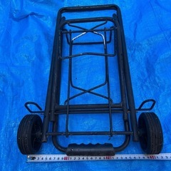 折り畳み式キャリー3種でタイヤ2番目の大きさの画像