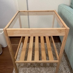 【取引決定】IKEA サイドテーブル（ガラスの天板）