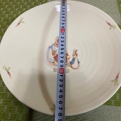 ピーターラビット　大皿の画像