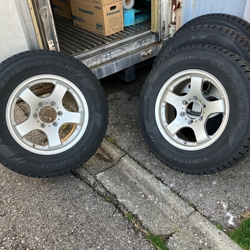 タイヤ、アルミホイール