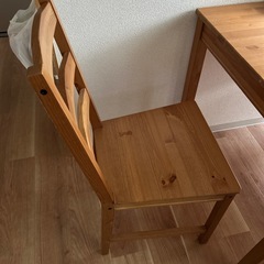 IKEAダイニングテーブル&イス4脚の画像