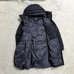 ユニクロ 美品 シームレスダウンコート アウター フード付き ブラック S レディースの画像