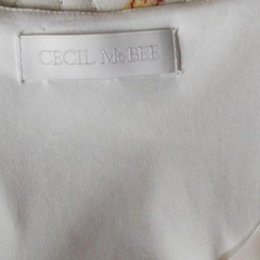 CECIL McBEE  ホワイトワンピースの画像