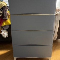 プラスチック製4段チェスト