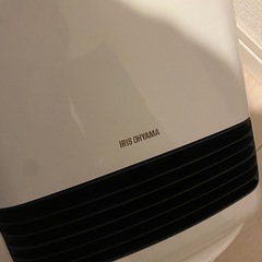 セラミックファンヒーターの画像