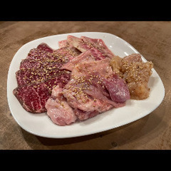 急募/月給35万も/焼肉店キッチンスタッフ/調理全般の画像