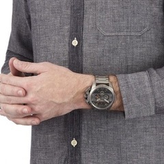 【決定】DIESEL 腕時計 定価4万円の画像