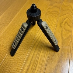 ゴールゼロ　ランタン　スチール製ミリタリー三脚