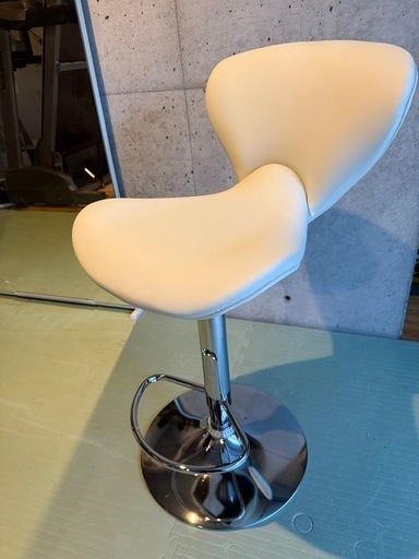 ハイチェア2個セット新品！