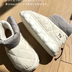 アイボリー キルティング ルームシューズ