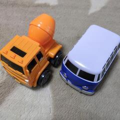 働く車5台の画像