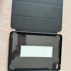 iPad用のブラックスリーブケース、カメラホール付きの画像