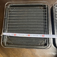 角皿と網　2セットありますの画像