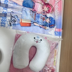 ホロライブ　クッション