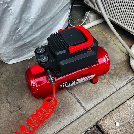 8Lオイルレスエアコンプレッサ