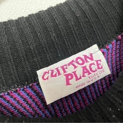 Clifton Place 幾何学模様 ニットセーターの画像