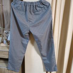 レディースM  グレー ストライプ クロップド丈 パンツの画像