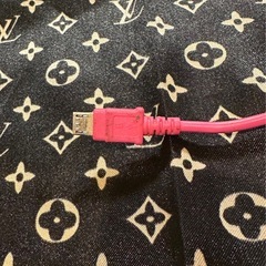 AC電源スマホなどの充電器USBtypeBの画像