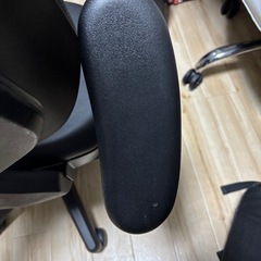 最終値下げ!! かなり美品・デュオレスト オフィスチェアの画像