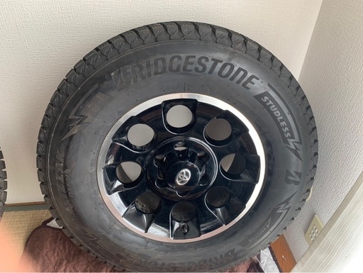 スタッドレス ブリヂストン DM-V3 265/70R17