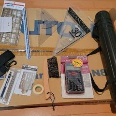 松山聖陵高校　建築科製図用品の画像